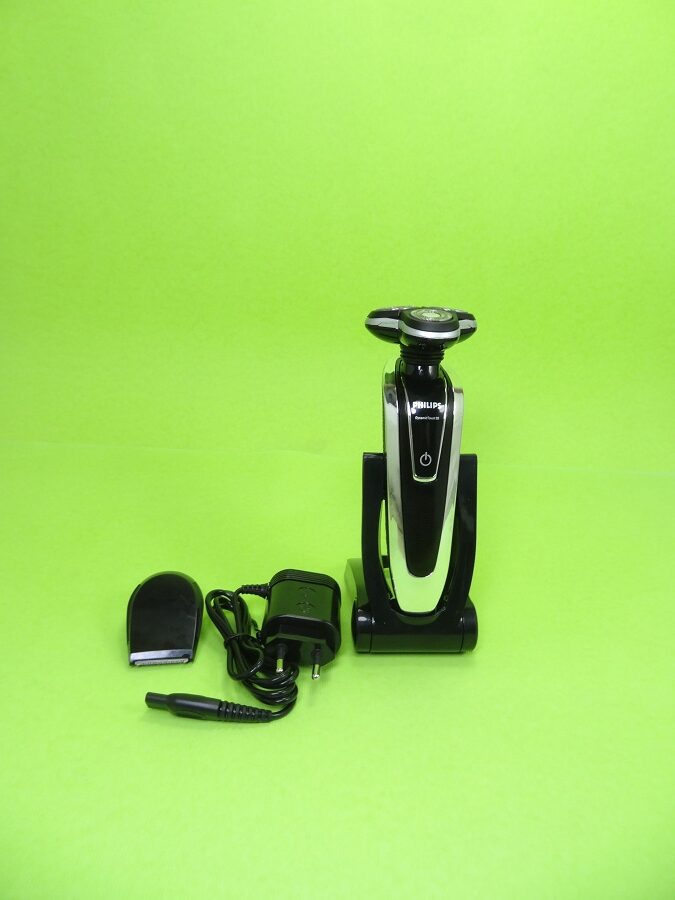 ریش تراش سه تیغ فیلیپس philips مدل RQ1280