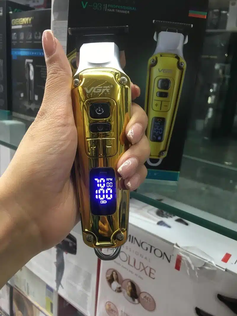 ماشین اصلاح و خط زن وی جی ار مدل V-931
